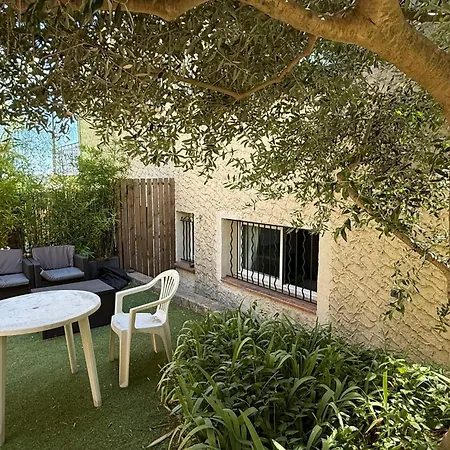 Appartement Moderne Climatise Avec Grande Terrasse - La Garde (Var)