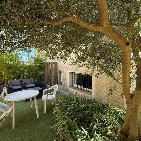 Appartement Moderne Climatise Avec Grande Terrasse - La Garde (Var)